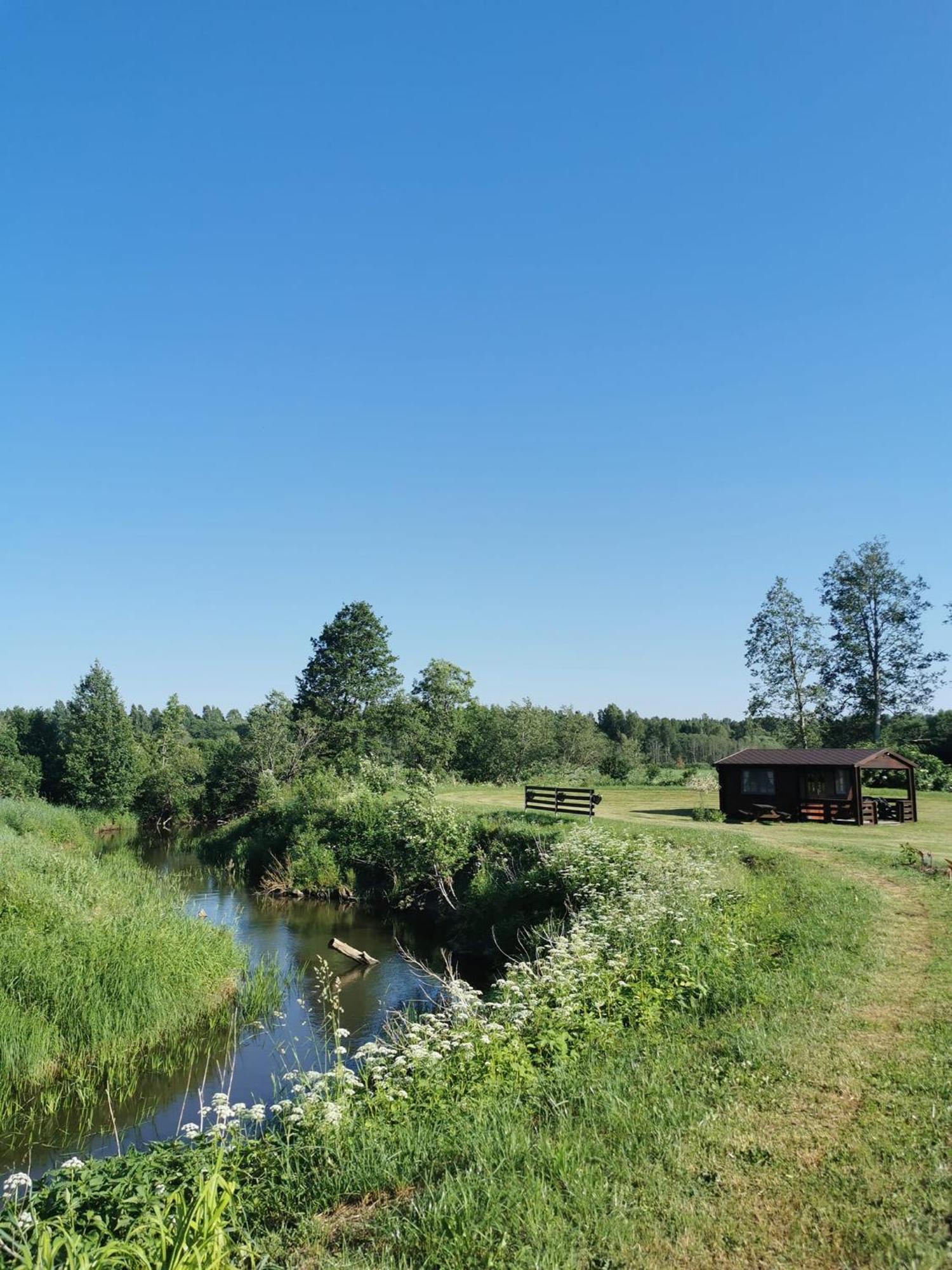 Hotel Viesu Nams “Bauli” Windawa Zewnętrze zdjęcie